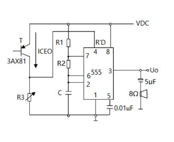 555 timer-based temperature-sensitive alarm circuit using a multivibrator